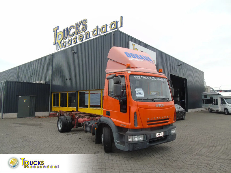 Iveco Eurocargo 120E18 + MANUAL - Truk sasis: gambar 1 Iveco Eurocargo 120E18 + MANUAL - Truk sasis: gambar 1