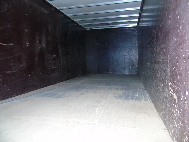 Iveco Eurocargo 120E22 + EURO 5 + 5.80 METER BOX - Truk box: gambar 5 Iveco Eurocargo 120E22 + EURO 5 + 5.80 METER BOX - Truk box: gambar 5