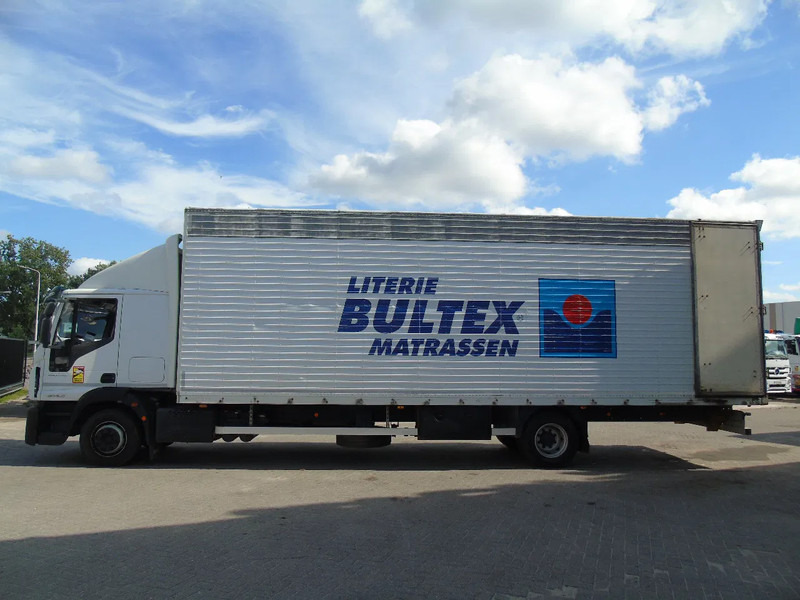 Iveco Eurocargo 120E25 + EURO 6 + 196.000KM! - Truk box: gambar 2 Iveco Eurocargo 120E25 + EURO 6 + 196.000KM! - Truk box: gambar 2