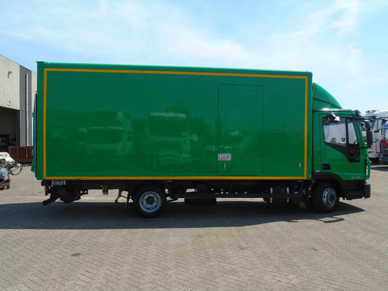 Iveco Eurocargo 75E190 + lift + 3p + EURO 6 - Truk box: gambar 5 Iveco Eurocargo 75E190 + lift + 3p + EURO 6 - Truk box: gambar 5