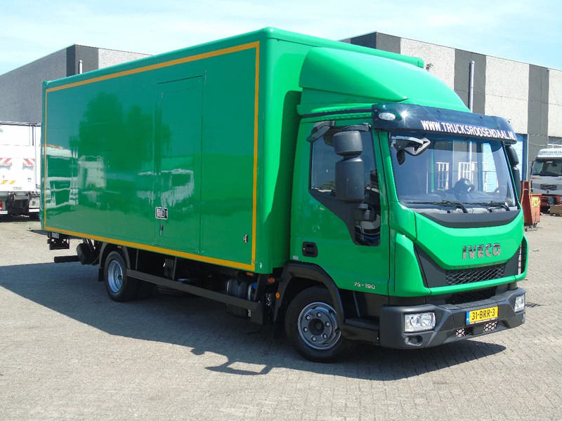 Iveco Eurocargo 75E190 + lift + 3p + EURO 6 - Truk box: gambar 2 Iveco Eurocargo 75E190 + lift + 3p + EURO 6 - Truk box: gambar 2