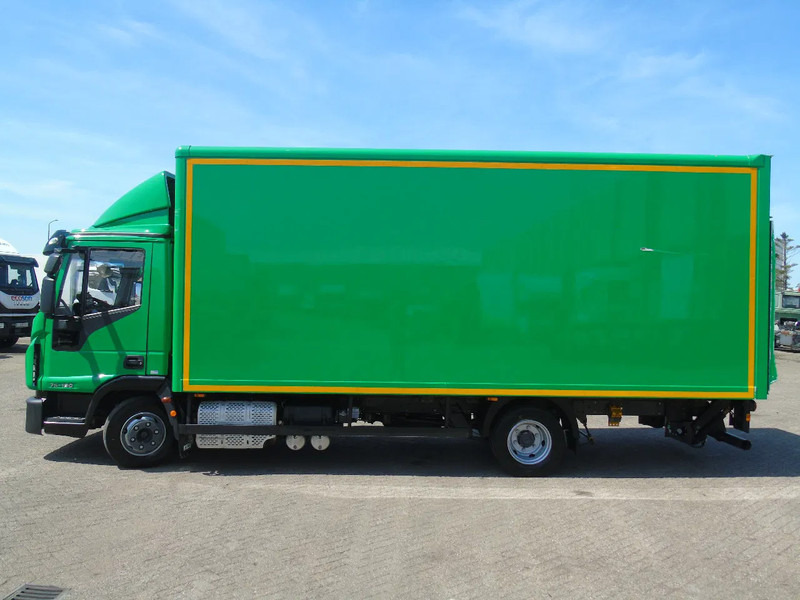 Iveco Eurocargo 75E190 + lift + 3p + EURO 6 - Truk box: gambar 4 Iveco Eurocargo 75E190 + lift + 3p + EURO 6 - Truk box: gambar 4