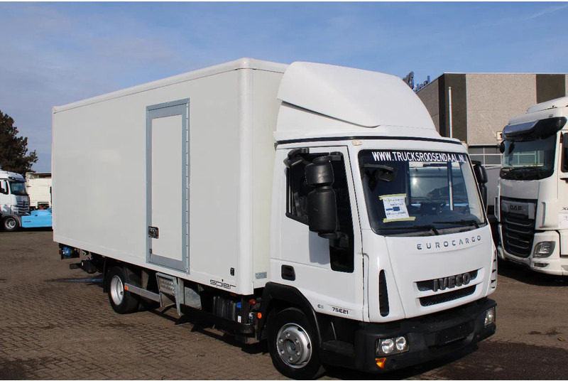 Iveco Eurocargo 75E21 + euro 6 + manual + 7.5t - Truk box: gambar 3 Iveco Eurocargo 75E21 + euro 6 + manual + 7.5t - Truk box: gambar 3