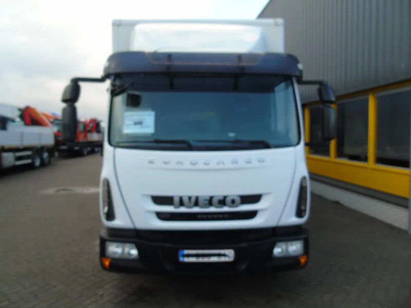 Iveco Eurocargo 80E18 + 3 SEATS - Truk box: gambar 2 Iveco Eurocargo 80E18 + 3 SEATS - Truk box: gambar 2