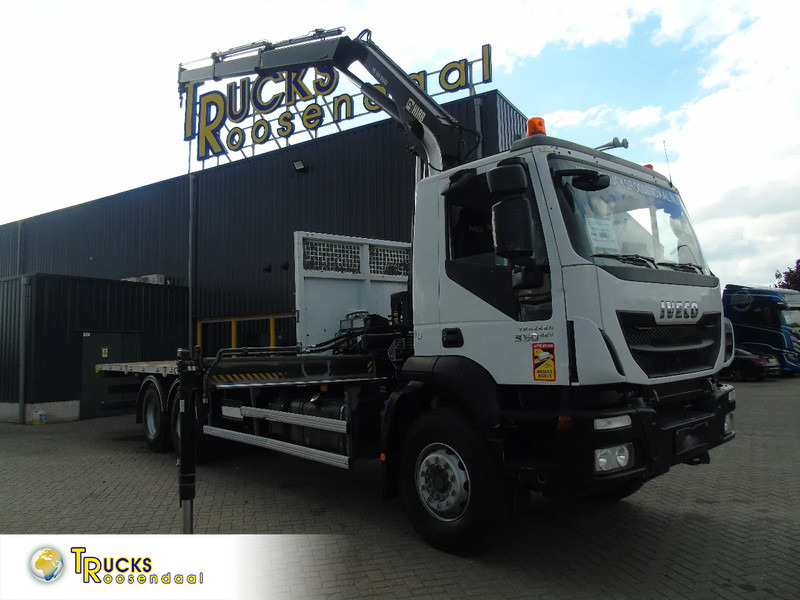 Iveco Eurotrakker 360 EEV + HIAB 144B- 2 + 6X4 + REMOTE + SPRING/BIG AXLE + EURO 5 - Truk derek: gambar 1 Iveco Eurotrakker 360 EEV + HIAB 144B- 2 + 6X4 + REMOTE + SPRING/BIG AXLE + EURO 5 - Truk derek: gambar 1