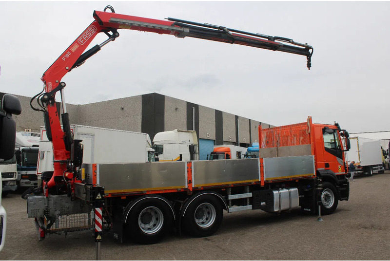 Iveco Stralis 420 + FASSI F185A.2.23 + 6X2 + REMOTE - Truk derek: gambar 5 Iveco Stralis 420 + FASSI F185A.2.23 + 6X2 + REMOTE - Truk derek: gambar 5