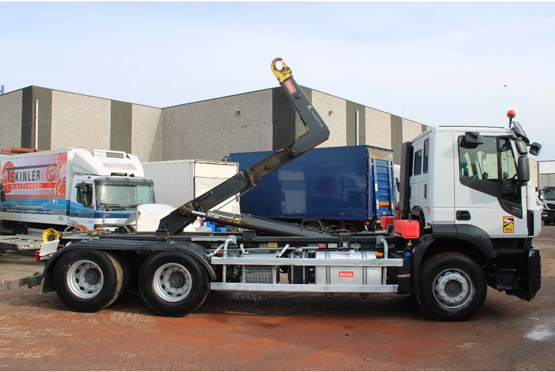 Iveco Stralis 460 + 6x4 + 20T +150.121KM!! 12 PIECES IN STOCK - Hook lift: gambar 3 Iveco Stralis 460 + 6x4 + 20T +150.121KM!! 12 PIECES IN STOCK - Hook lift: gambar 3