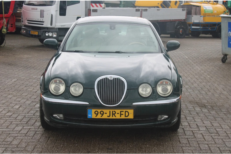 Jaguar S-TYPE 3.0 V6 EXECUTIVE +EURO 3 - Mobil sedan: gambar 2 Jaguar S-TYPE 3.0 V6 EXECUTIVE +EURO 3 - Mobil sedan: gambar 2