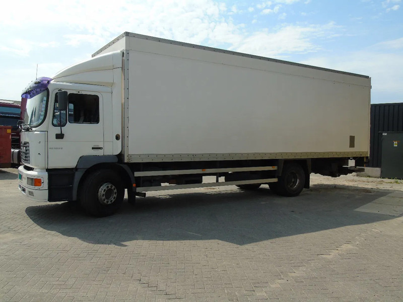 MAN L 220 + MANUAL + EURO 2 + DHOLLANDIA + 19T - Truk box: gambar 2 MAN L 220 + MANUAL + EURO 2 + DHOLLANDIA + 19T - Truk box: gambar 2