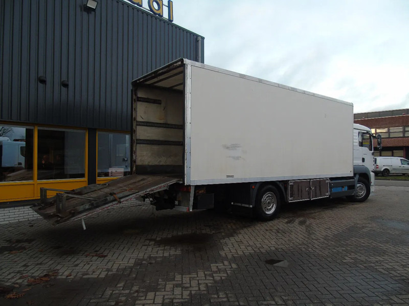 MAN TGA 18.310 + 3T LIFT + NICE TRUCK - Truk box: gambar 3 MAN TGA 18.310 + 3T LIFT + NICE TRUCK - Truk box: gambar 3