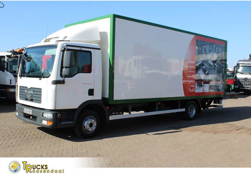 MAN TGL 12.210 + LIFT - Truk box: gambar 1 MAN TGL 12.210 + LIFT - Truk box: gambar 1