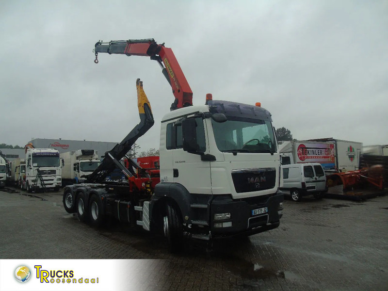 MAN TGS 35.440 + PALFINGER 24500 + 8X4 + EURO 5 + REMOTE - Hook lift, Truk derek: gambar 1 MAN TGS 35.440 + PALFINGER 24500 + 8X4 + EURO 5 + REMOTE - Hook lift, Truk derek: gambar 1