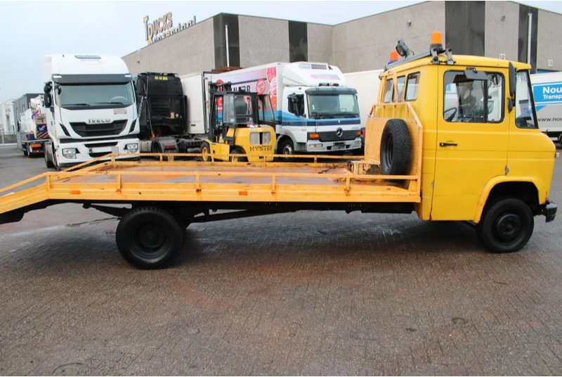 Mercedes-Benz 508 MANUAL - Truk pengangkut mobil: gambar 4 Mercedes-Benz 508 MANUAL - Truk pengangkut mobil: gambar 4