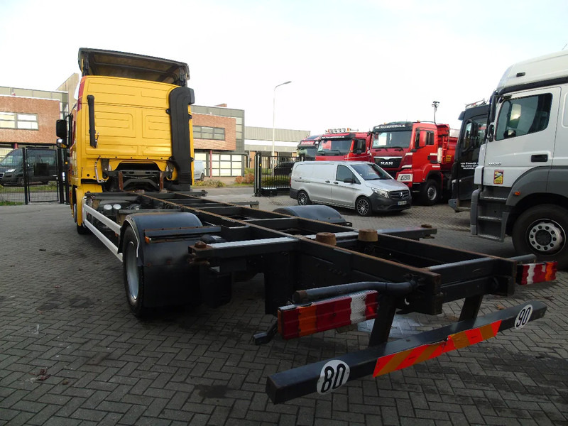 Mercedes-Benz Actros 1841 + EURO 5 EEV - Pengangkut kontainer/ Container truck: gambar 4 Mercedes-Benz Actros 1841 + EURO 5 EEV - Pengangkut kontainer/ Container truck: gambar 4