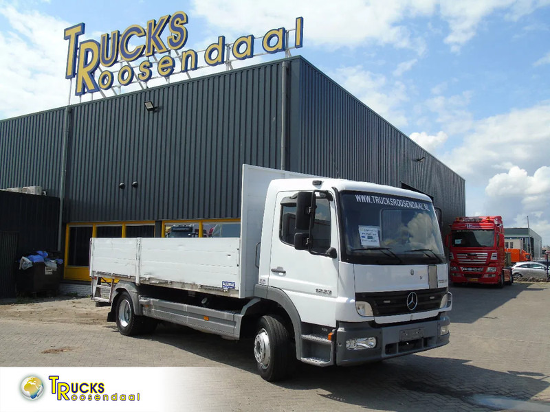 Mercedes-Benz Atego 1223 + manual + perfect condition - Truk flatbed: gambar 1 Mercedes-Benz Atego 1223 + manual + perfect condition - Truk flatbed: gambar 1