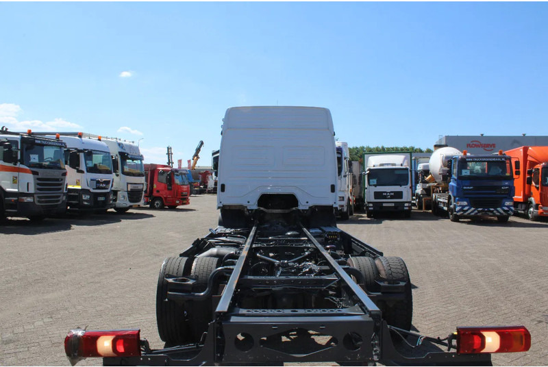 Mercedes-Benz Atego 1224 + euro 6 + 6 CYLINDER - Truk sasis: gambar 4 Mercedes-Benz Atego 1224 + euro 6 + 6 CYLINDER - Truk sasis: gambar 4