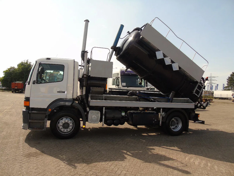 Mercedes-Benz Atego 1923 + 8.800 liter INOX + complete pump/tipper/functional + EURO 2 - Truk vakum: gambar 2 Mercedes-Benz Atego 1923 + 8.800 liter INOX + complete pump/tipper/functional + EURO 2 - Truk vakum: gambar 2