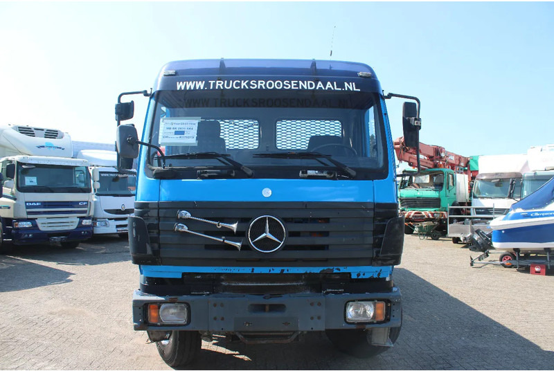Mercedes-Benz SK 2631 big springs! + EURO 2 + 6X4 + manual/EPS/SPRING/SPRING - Truk flatbed: gambar 2 Mercedes-Benz SK 2631 big springs! + EURO 2 + 6X4 + manual/EPS/SPRING/SPRING - Truk flatbed: gambar 2
