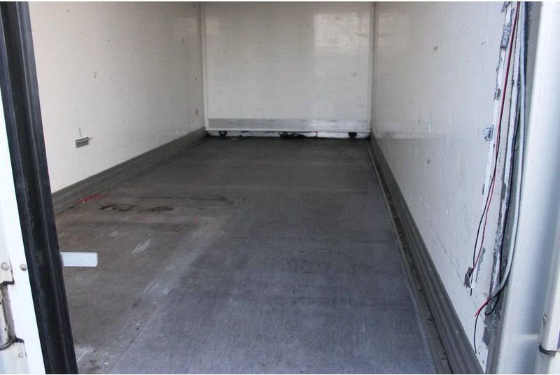 Mercedes-Benz Sprinter 316 + THERMO KING - Van berpendingin: gambar 5 Mercedes-Benz Sprinter 316 + THERMO KING - Van berpendingin: gambar 5
