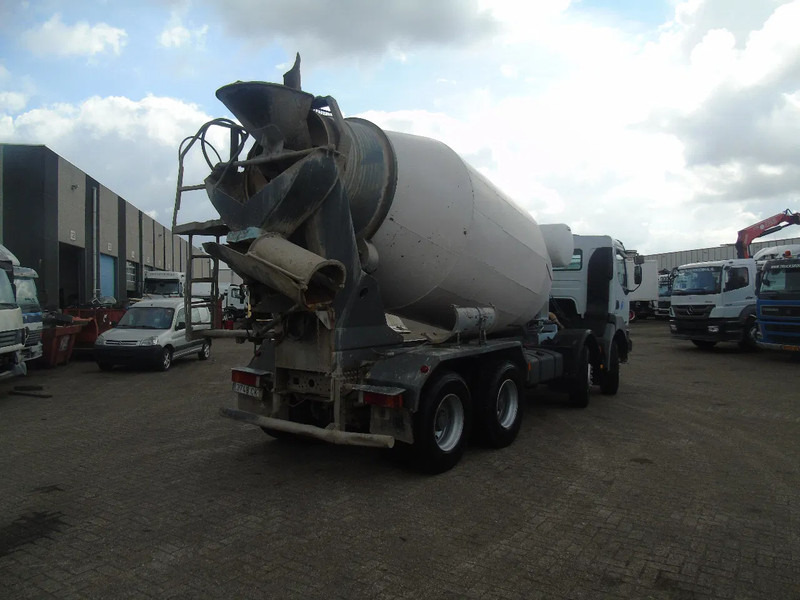 Renault Kerax 420 + 8x4 + manual + spring + 10m3 - Truk pengaduk beton: gambar 3 Renault Kerax 420 + 8x4 + manual + spring + 10m3 - Truk pengaduk beton: gambar 3