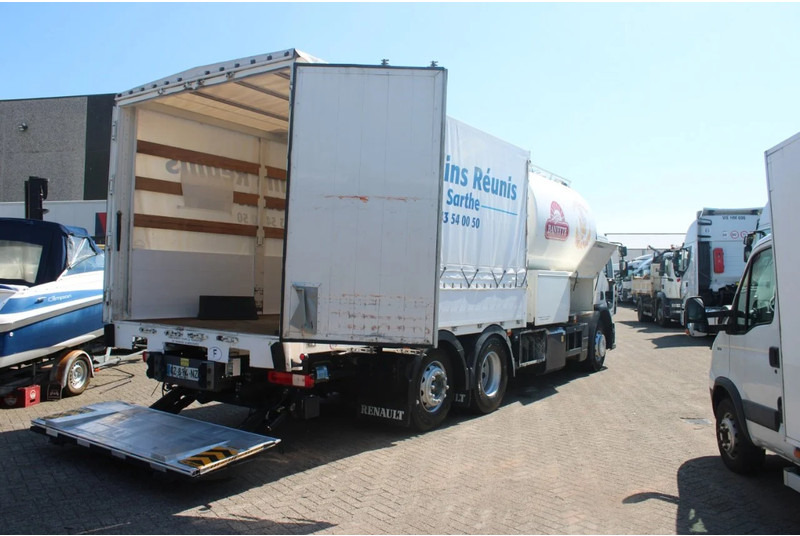 Interior photo 1: Truk tangki Renault Premium 430DXI + 13400liter EURO 5 Interior photo 1: Truk tangki Renault Premium 430DXI + 13400liter EURO 5