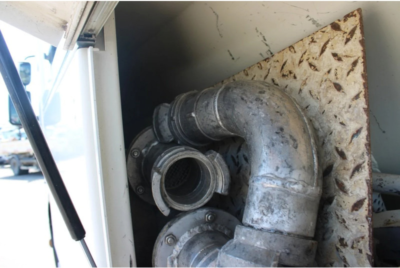 Truk tangki Renault Premium 430DXI + 13400liter EURO 5: gambar 18 Truk tangki Renault Premium 430DXI + 13400liter EURO 5: gambar 18