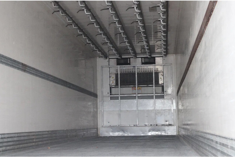 Renders MEAT + 3x BPW + CARRIER - Semi-trailer berpendingin: gambar 4 Renders MEAT + 3x BPW + CARRIER - Semi-trailer berpendingin: gambar 4