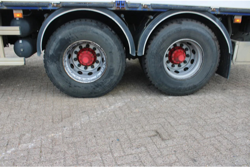 Scania G440 hiab 166-4 hipro + 6x4 + manual + remote - Truk derek: gambar 5 Scania G440 hiab 166-4 hipro + 6x4 + manual + remote - Truk derek: gambar 5