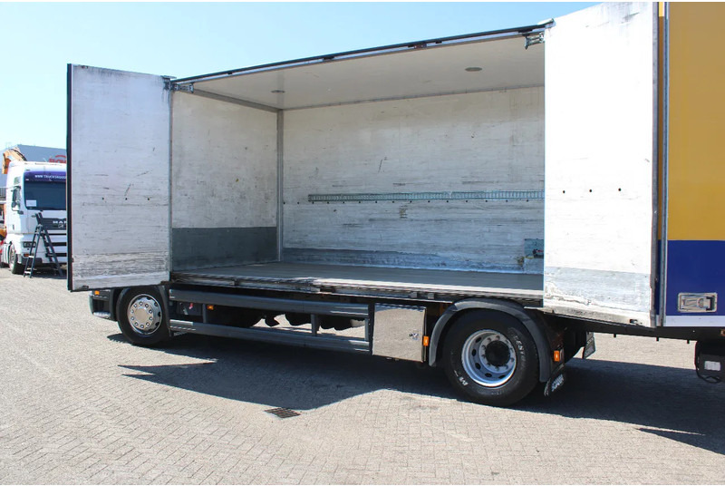 Scania P 230 + LIFT - Truk box: gambar 4 Scania P 230 + LIFT - Truk box: gambar 4