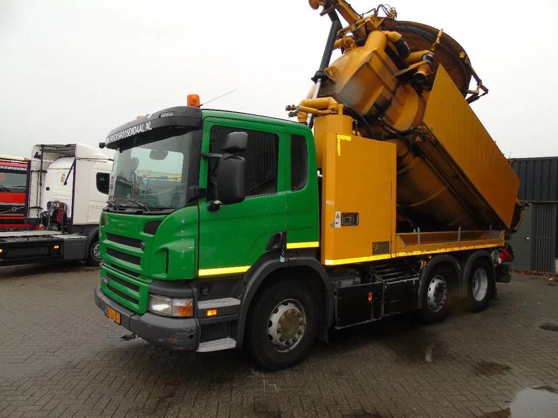 Scania P360 360 + COMBI VACUUM WIEDEMANN + 6X4 - Truk vakum: gambar 3 Scania P360 360 + COMBI VACUUM WIEDEMANN + 6X4 - Truk vakum: gambar 3