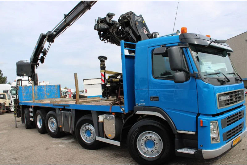 Terberg FM 2850 hiab 200c + 10x4 + fully functional + euro 5 - Truk derek: gambar 2 Terberg FM 2850 hiab 200c + 10x4 + fully functional + euro 5 - Truk derek: gambar 2