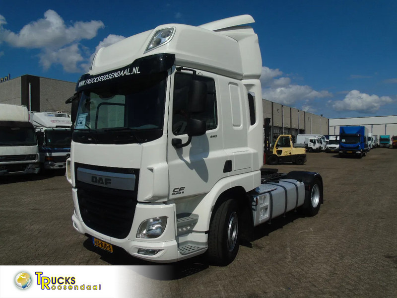 DAF CF 440 + EURO 6 - Tractor head: gambar 1 DAF CF 440 + EURO 6 - Tractor head: gambar 1