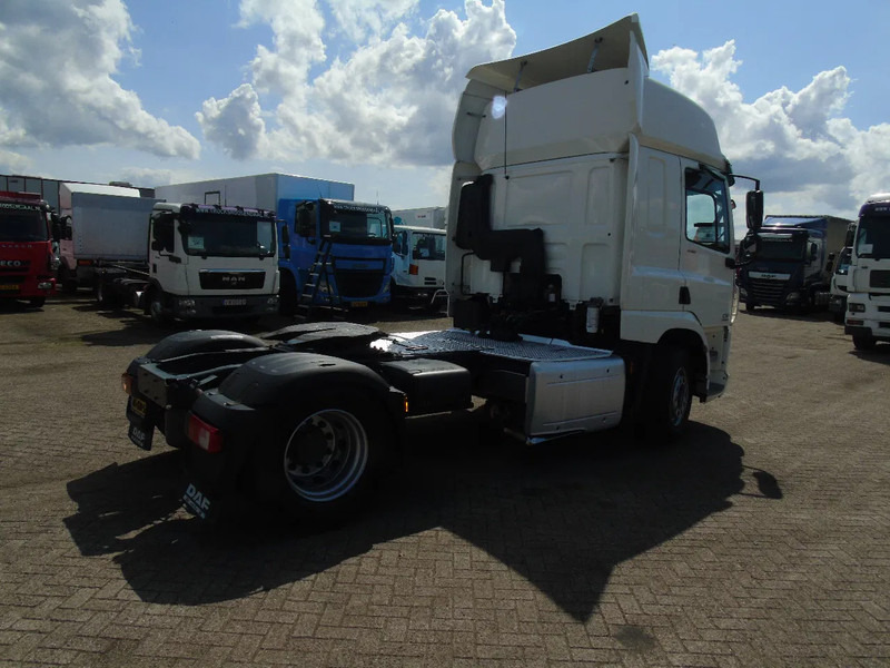 DAF CF 440 + EURO 6 - Tractor head: gambar 4 DAF CF 440 + EURO 6 - Tractor head: gambar 4