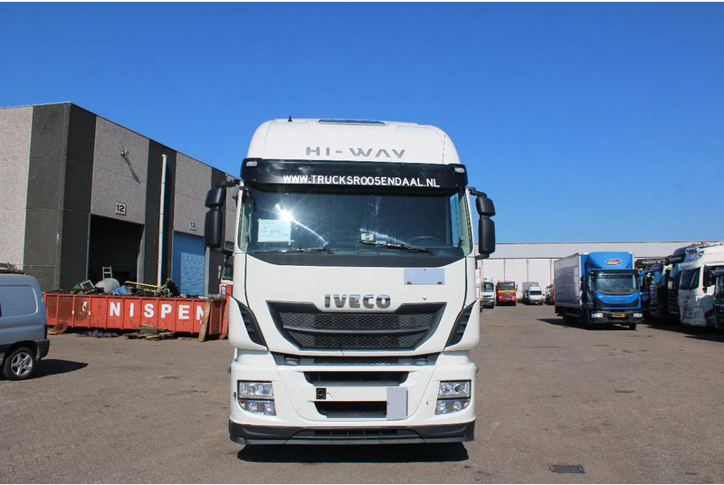 Iveco Stralis 420 + EURO 6 - Tractor head: gambar 4 Iveco Stralis 420 + EURO 6 - Tractor head: gambar 4