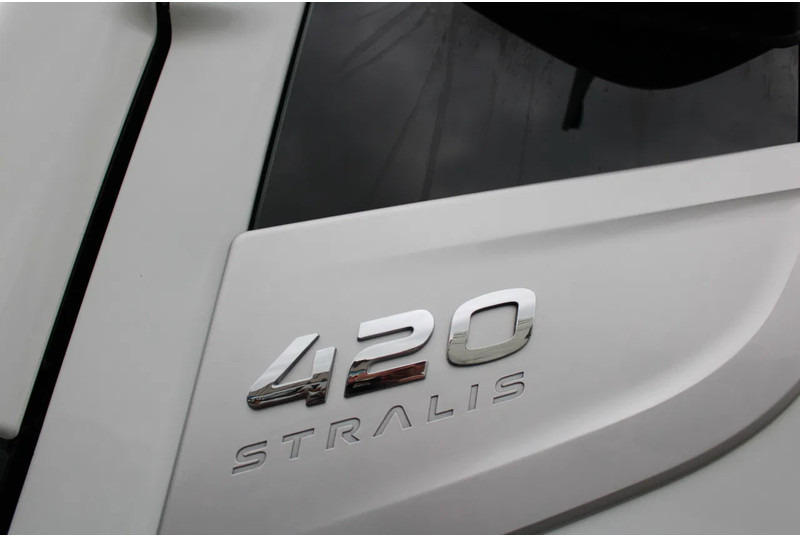 Iveco Stralis 420 + euro 6 - Tractor head: gambar 4 Iveco Stralis 420 + euro 6 - Tractor head: gambar 4
