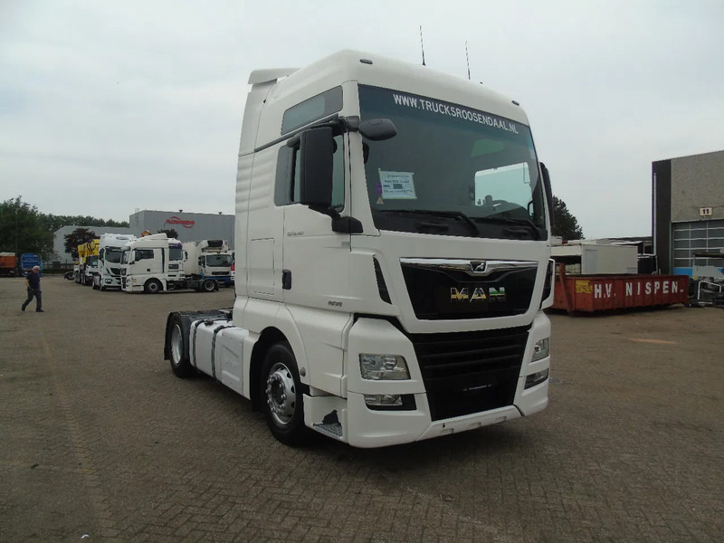MAN TGX 18.460 + euro 6 + 6x in stock - Tractor head: gambar 2 MAN TGX 18.460 + euro 6 + 6x in stock - Tractor head: gambar 2