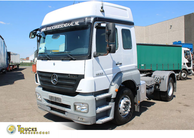 Mercedes-Benz Axor 1833 + manual + RETARDER! 122.939 km orginal! perfect condition + EURO 5 - Tractor head: gambar 1 Mercedes-Benz Axor 1833 + manual + RETARDER! 122.939 km orginal! perfect condition + EURO 5 - Tractor head: gambar 1