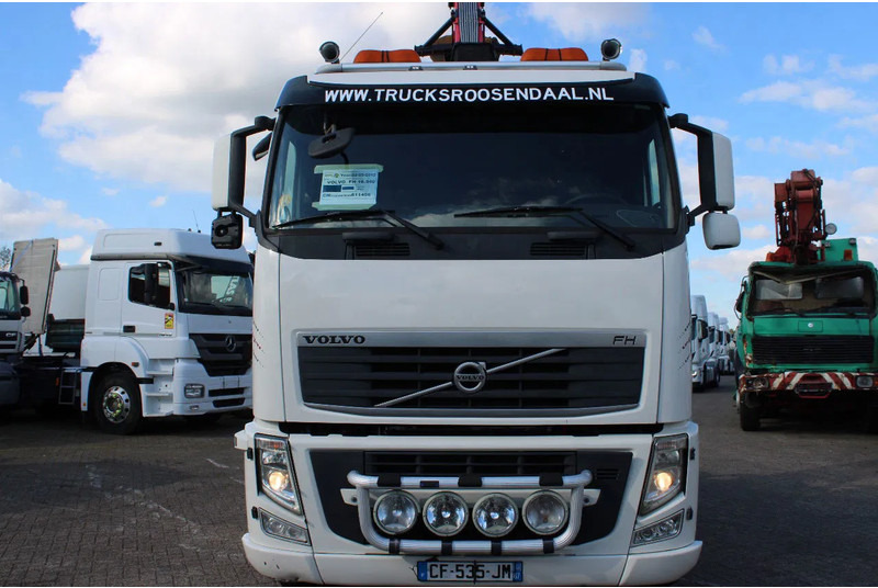 Volvo FH 16.540 + 6x4 EURO 5 + palfinger epsilon 30t/m + MANUAL - Truk derek: gambar 2 Volvo FH 16.540 + 6x4 EURO 5 + palfinger epsilon 30t/m + MANUAL - Truk derek: gambar 2