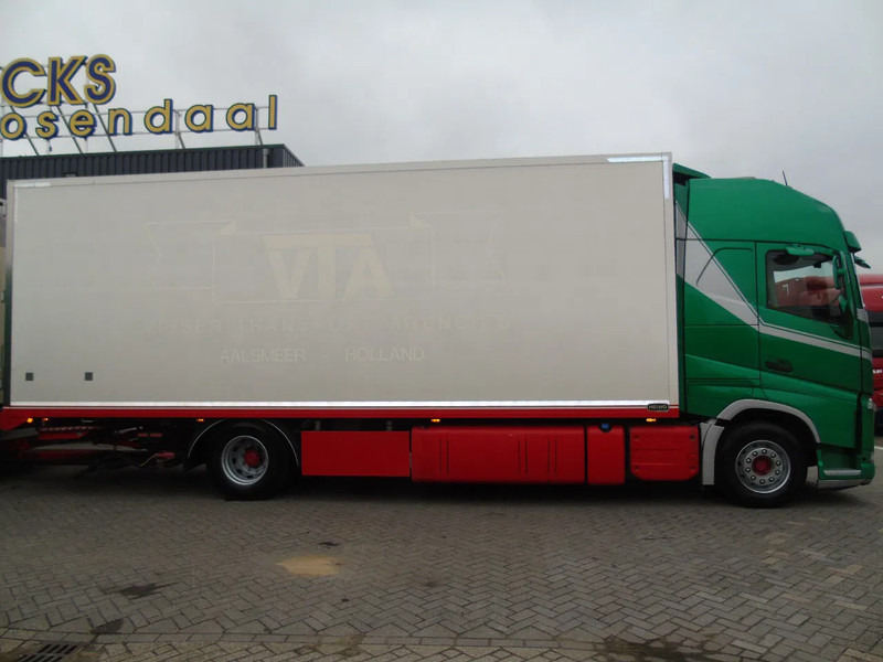 Volvo FH 460 + TRS + COMBI + EURO 6 - Truk berpendingin: gambar 3 Volvo FH 460 + TRS + COMBI + EURO 6 - Truk berpendingin: gambar 3