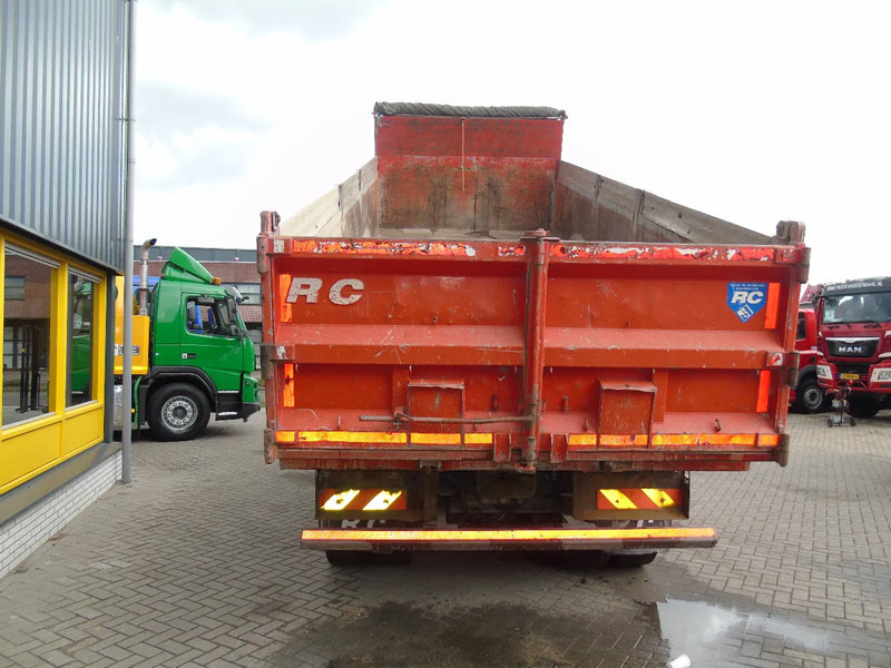 Volvo FH 500 + 8X4 + SPRING + EURO 5 + RETARDER - Truk jungkit: gambar 4 Volvo FH 500 + 8X4 + SPRING + EURO 5 + RETARDER - Truk jungkit: gambar 4