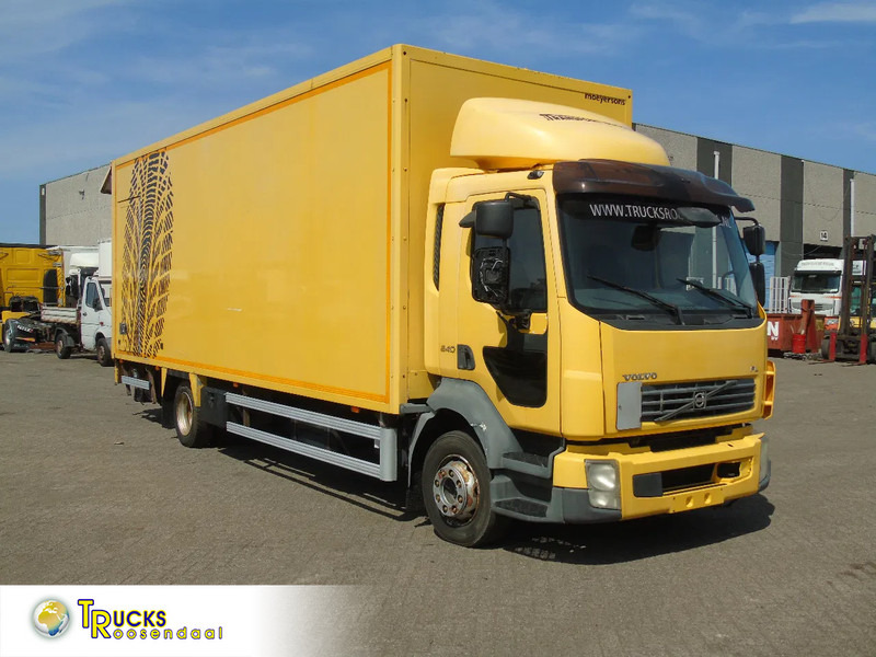 Volvo FL 240 + MANUAL + lift - Truk box: gambar 1 Volvo FL 240 + MANUAL + lift - Truk box: gambar 1