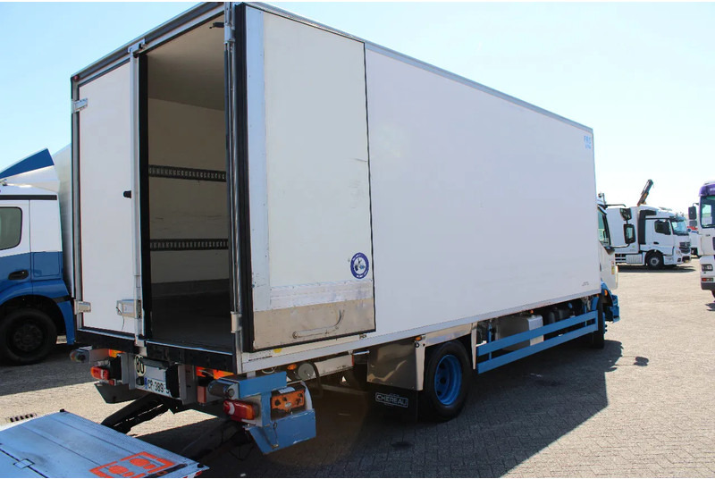 Volvo FL 240 + carrier + ATP + 16T + lift + MANUAL - Truk berpendingin: gambar 4 Volvo FL 240 + carrier + ATP + 16T + lift + MANUAL - Truk berpendingin: gambar 4