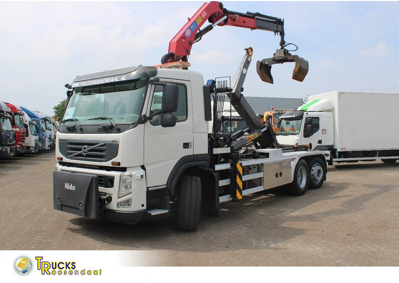Volvo FM 330 + HMF 1035 + HOOKSYTEM HYVA + EURO 5 + 6X2 - Truk pembawa sistem kabel, Truk derek: gambar 1 Volvo FM 330 + HMF 1035 + HOOKSYTEM HYVA + EURO 5 + 6X2 - Truk pembawa sistem kabel, Truk derek: gambar 1