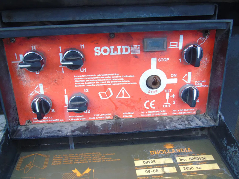 Truk box Volvo FM 9.340 + SPECIAL LIFT 2 ETAGE + EURO 5: gambar 17 Truk box Volvo FM 9.340 + SPECIAL LIFT 2 ETAGE + EURO 5: gambar 17