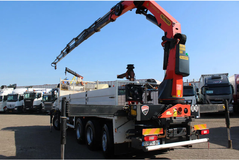 Volvo FMX 420 + PALFINGER 34002 SH F + 8X4 + EURO 6 + STEERING - Truk derek: gambar 2 Volvo FMX 420 + PALFINGER 34002 SH F + 8X4 + EURO 6 + STEERING - Truk derek: gambar 2