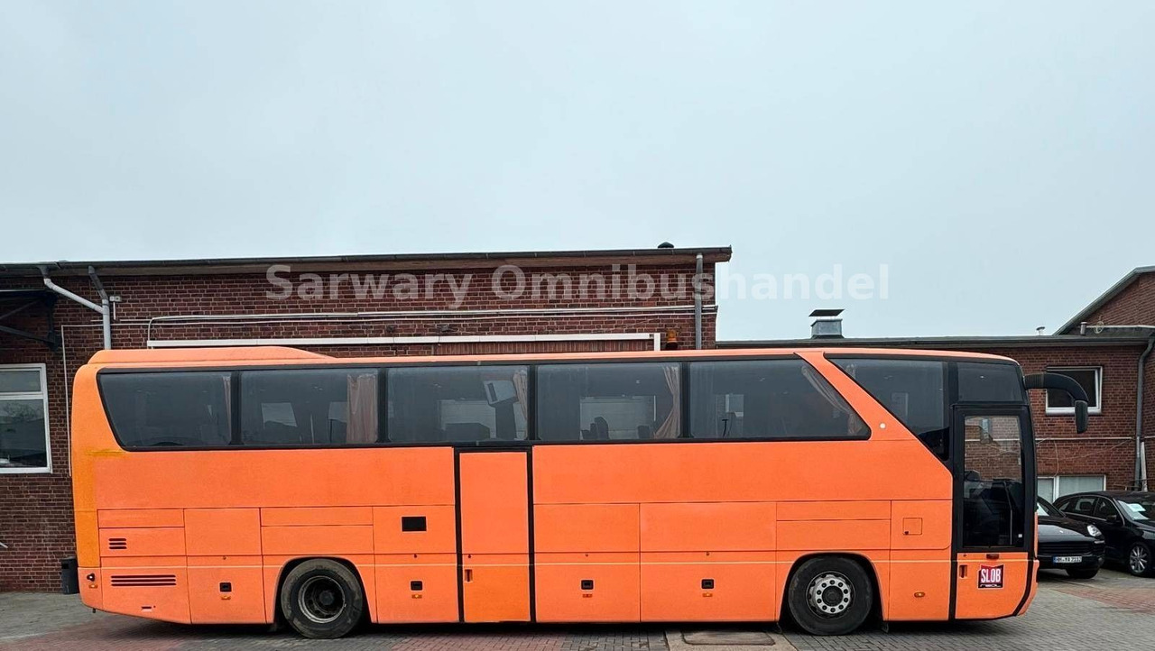 Mercedes-Benz 350 SHD*RHD Tourismo*V8 Motor*53 Sitze*Klima*404 - Bus pariwisata: gambar 3 Mercedes-Benz 350 SHD*RHD Tourismo*V8 Motor*53 Sitze*Klima*404 - Bus pariwisata: gambar 3