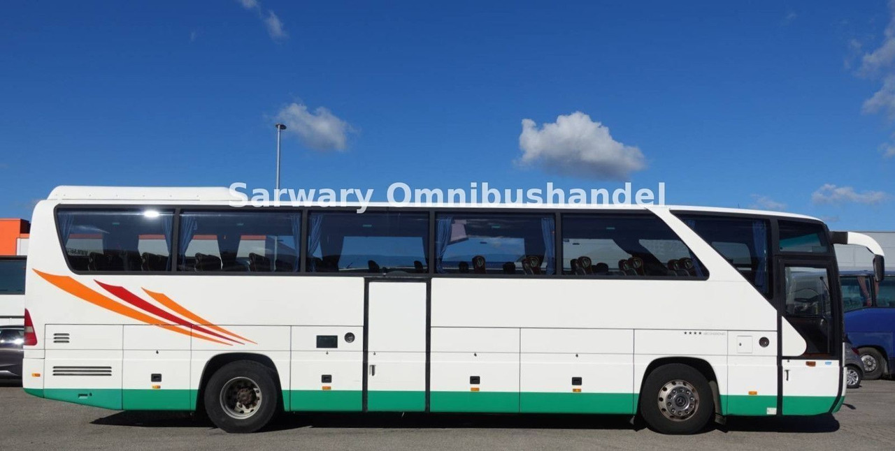 Mercedes-Benz 350 Tourismo 15-RHD *V6*404*Travego*51-Sitze* - Bus pariwisata: gambar 5 Mercedes-Benz 350 Tourismo 15-RHD *V6*404*Travego*51-Sitze* - Bus pariwisata: gambar 5