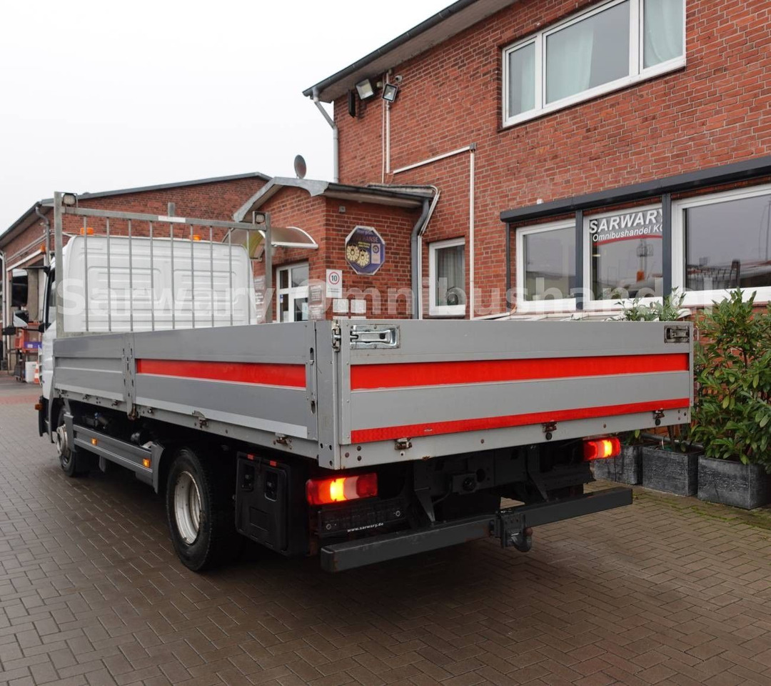 Mercedes-Benz Atego 821*Automatik*Tüv:04.2026*Pritsche*7080 mm - Van flatbed: gambar 4 Mercedes-Benz Atego 821*Automatik*Tüv:04.2026*Pritsche*7080 mm - Van flatbed: gambar 4