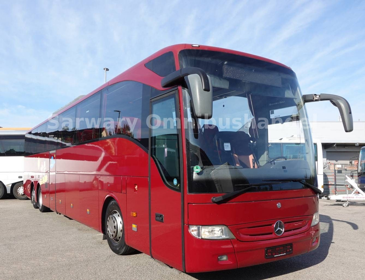 Mercedes-Benz O 350-17 RHDL Tourismo*61 Sitze*EURO5*WC*Travego - Bus pariwisata: gambar 1 Mercedes-Benz O 350-17 RHDL Tourismo*61 Sitze*EURO5*WC*Travego - Bus pariwisata: gambar 1