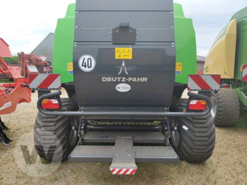 Deutz-Fahr VARIMASTER 765 OPTIC - Baler bulat: gambar 3 Deutz-Fahr VARIMASTER 765 OPTIC - Baler bulat: gambar 3